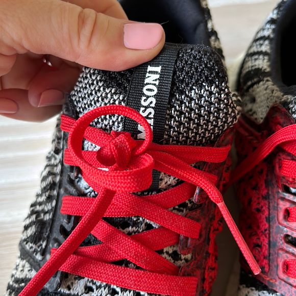 ADIDAS X MISSONI UltraBoost Clima Sneaker
Men Size 5 - Picture 14 of 16